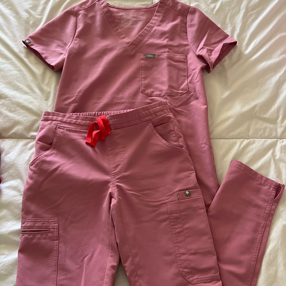 Chalk pink figs XXS